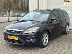 Ford Focus Wagon - 1.6 Comfort, Airco, Cruise, Alu Velgen, Trekhaak, NAP