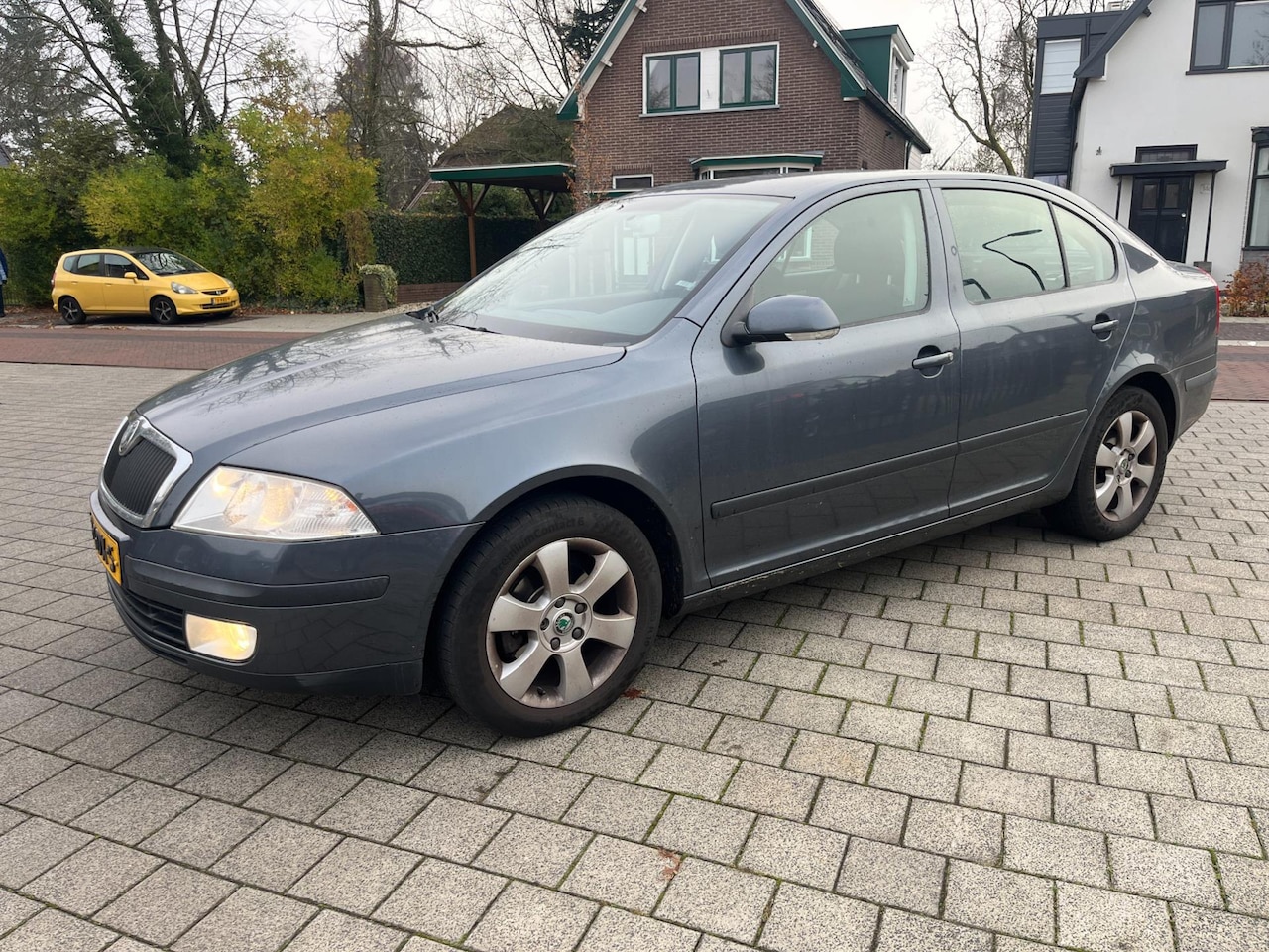 Skoda Octavia - 1.6 FSI Isofix trekh acc 5 Drs APK inruilkoopje 2eig - AutoWereld.nl