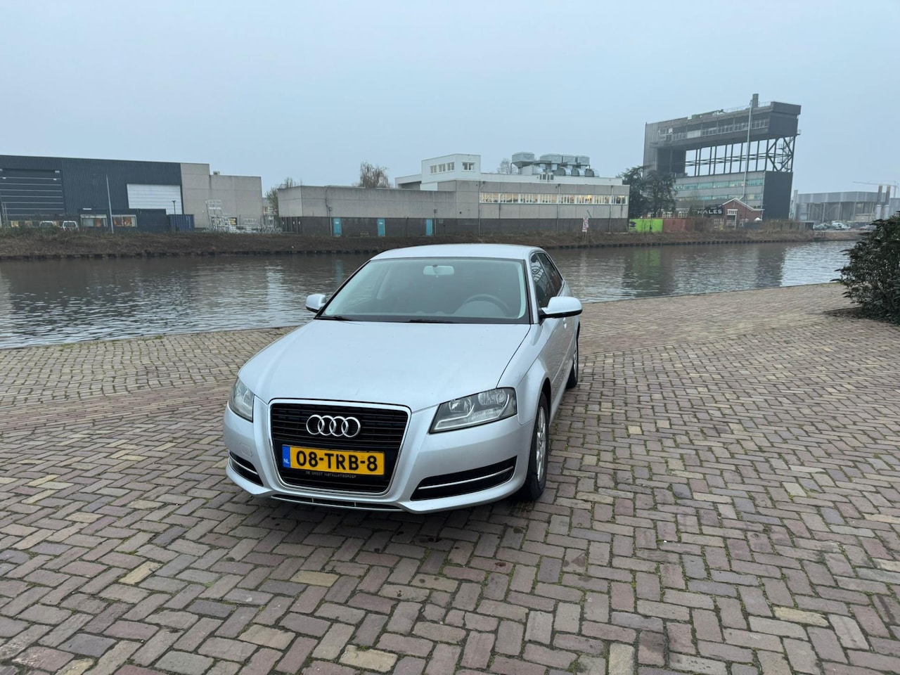 Audi A3 Sportback - 1.6 TDI Attraction Business Edition 1.6 TDI Attraction Business Edition - AutoWereld.nl