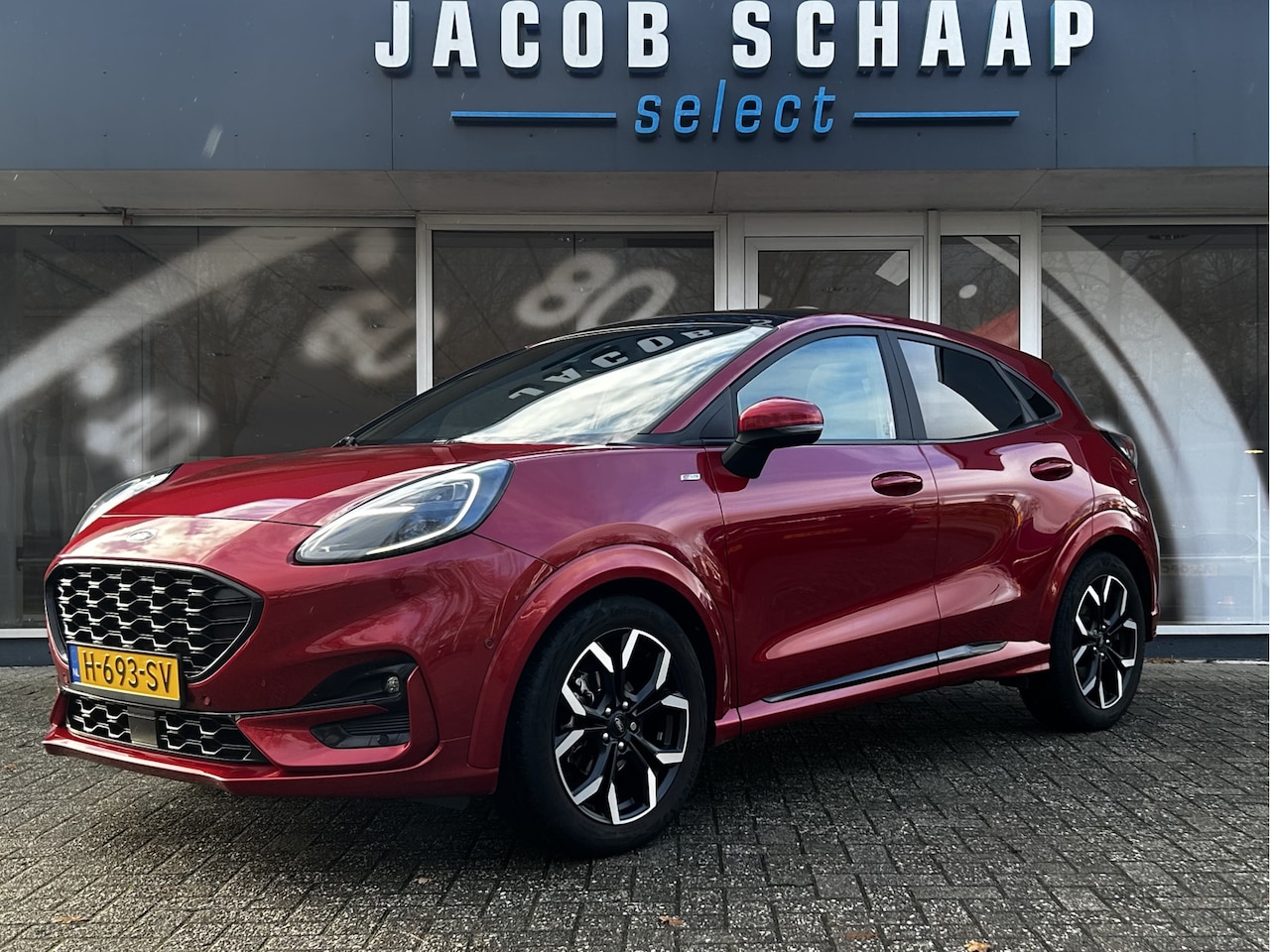 Ford Puma - 1.0 EcoBoost Hybrid ST-Line X First Edition / Camera / Keyless / Pano dak / 18" LM / Winte - AutoWereld.nl