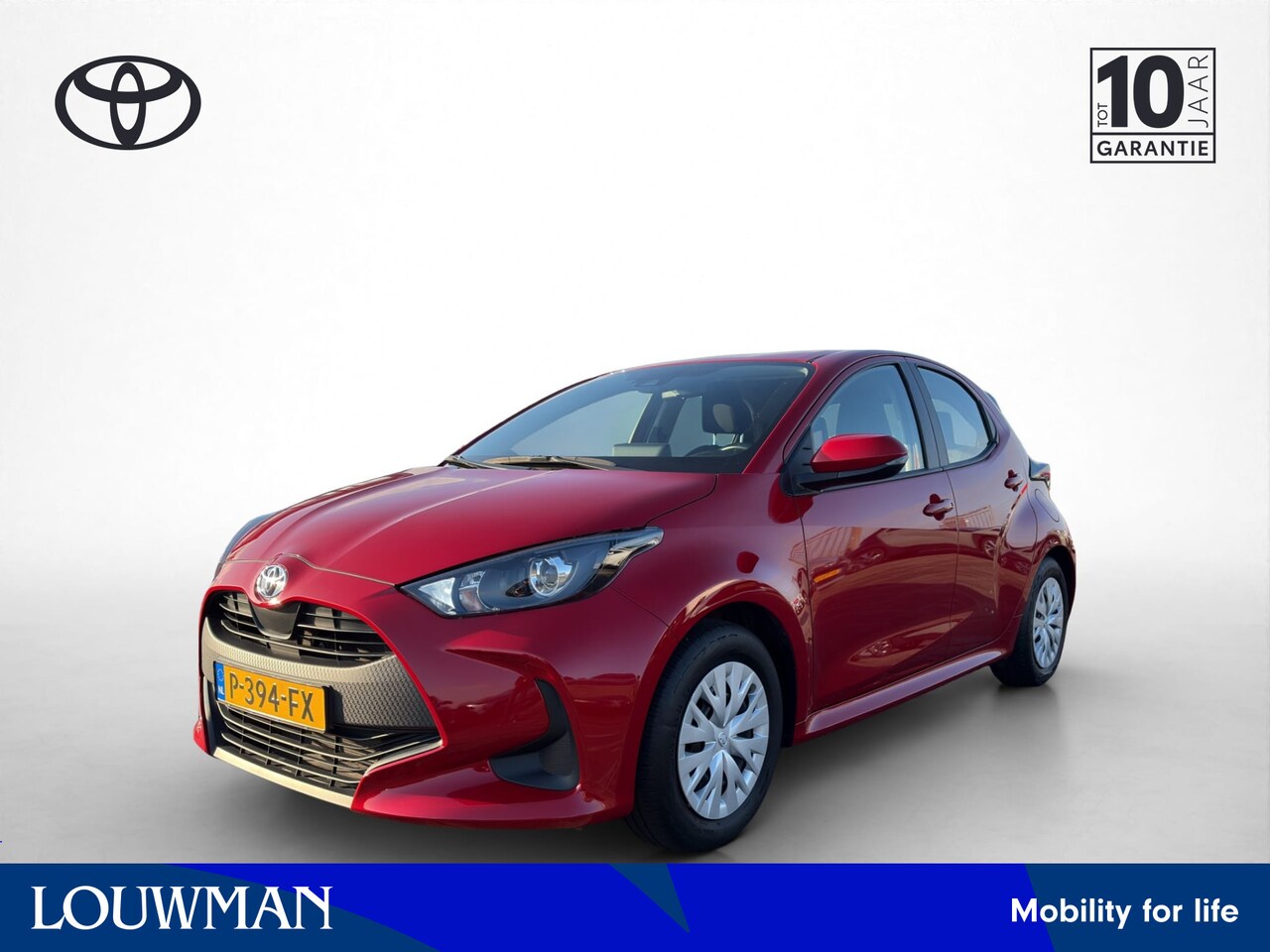 Toyota Yaris - 1.5 Hybrid Active | Trekhaak | zelf poetsen. Mats fotos - AutoWereld.nl