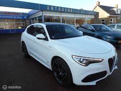 Alfa Romeo Stelvio - 2.0 GME 280 AWD Veloce PANORAMADAK+ADAPTIEF ONDERSTEL+TREKHAAK