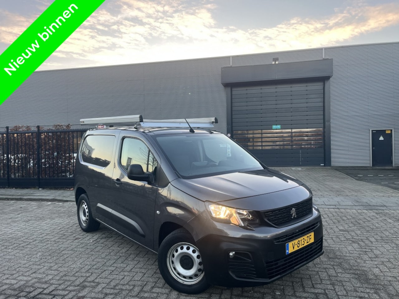 Peugeot Partner - 1.6 BlueHDI Grip Euro 6 2019 - AutoWereld.nl