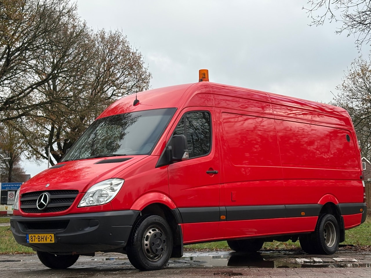 Mercedes-Benz Sprinter - VRACHTWAGEN C-RIJBEWIJS|AUTOMAAT|achteruitrijcamera|omvormer|trekhaak|bluetooth|parkeersen - AutoWereld.nl