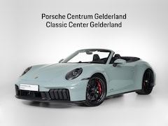 Porsche 911 Cabrio - Carrera 4 GTS