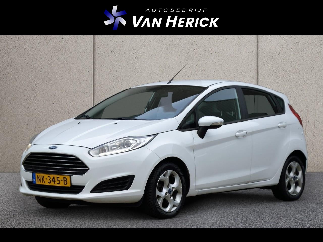 Ford Fiesta - 1.0 Titanium Essential | Airco | Cruise | Bluetooth - AutoWereld.nl