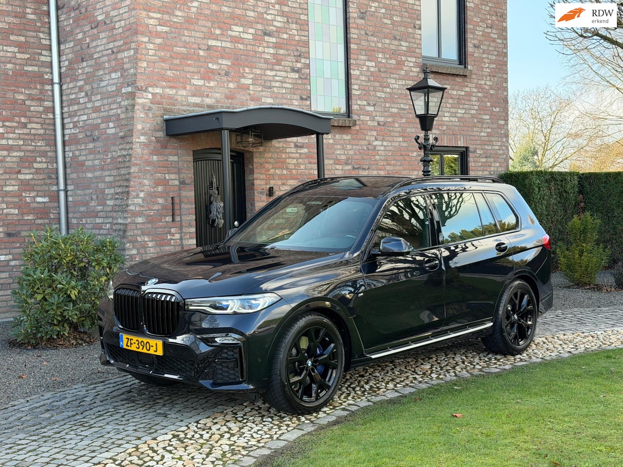 BMW X7 - XDrive40i M-sport Sky Lounge HUD Laser 6-pers - AutoWereld.nl