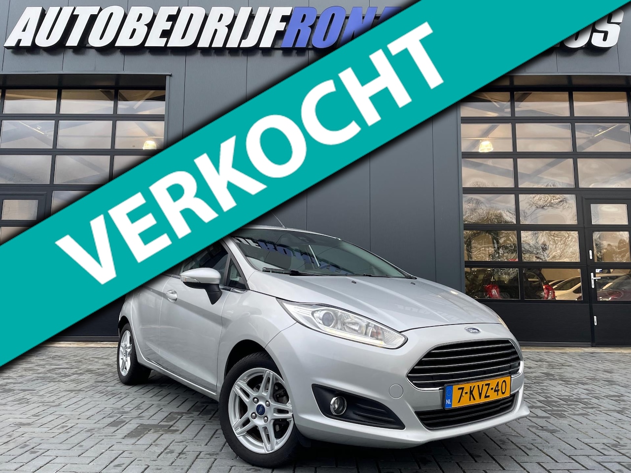 Ford Fiesta - 1.0 EcoBoost Titanium NL.Auto/100PK/Trekhaak/Distributie vervangen Navigatie/Climatronic/E - AutoWereld.nl