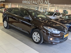 Renault Mégane Estate - 1.2 TCe Authentique NAP, Trekhaak, Airco, Isofix
