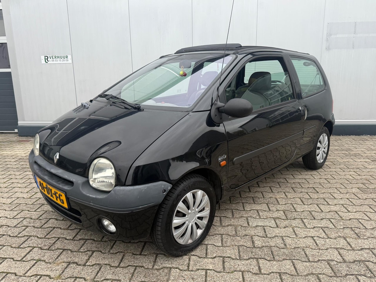 Renault Twingo - 1.2 Helios Pano Stuurbekrachtiging APK 2026 Nl auto - AutoWereld.nl