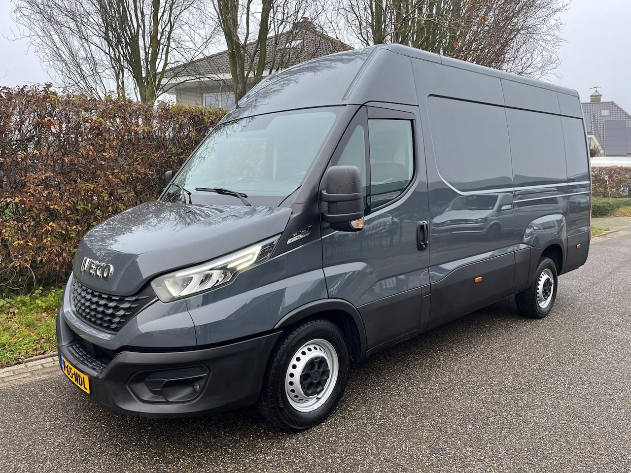 Iveco Daily - 35S18 L2H2 3.0 Hi Matic aut| LED | 3500kg trekgewicht - AutoWereld.nl
