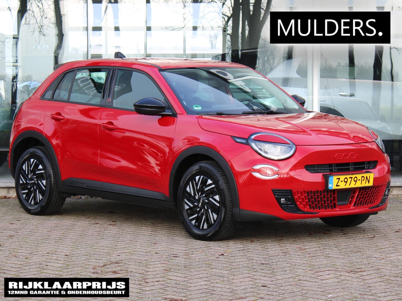 Fiat 600e - RED 54 kWh | Automaat | Climate / Park. Sensoren / Apple Carplay - AutoWereld.nl