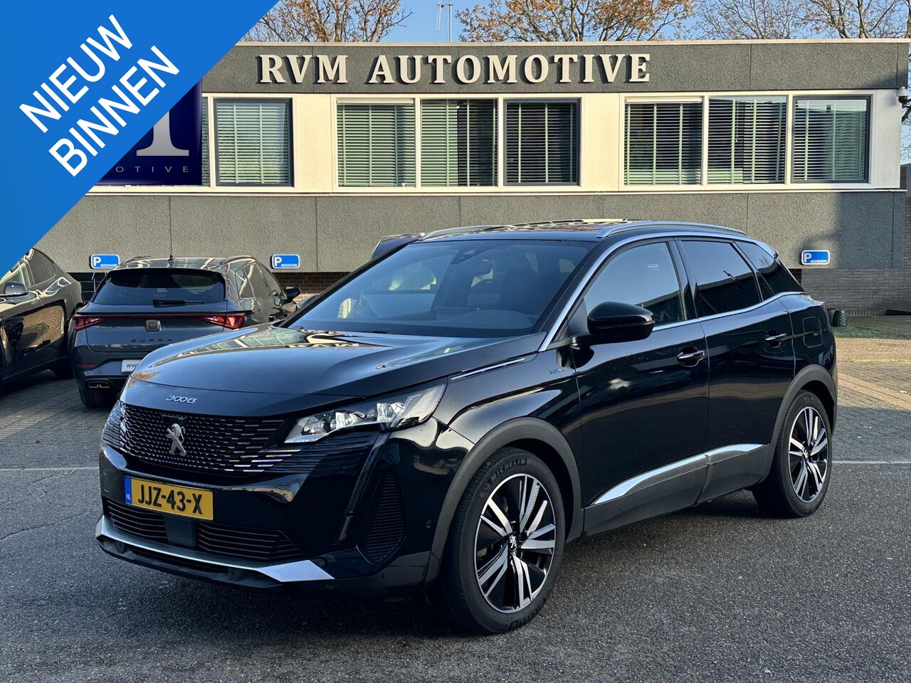 Peugeot 3008 - 1.6 HYbrid4 300 GT COMPLETE AUTO| PANO| ELEK. ACHTERKLEP| TREKHAAK| ELEK. STOEL + MASSAGE| - AutoWereld.nl