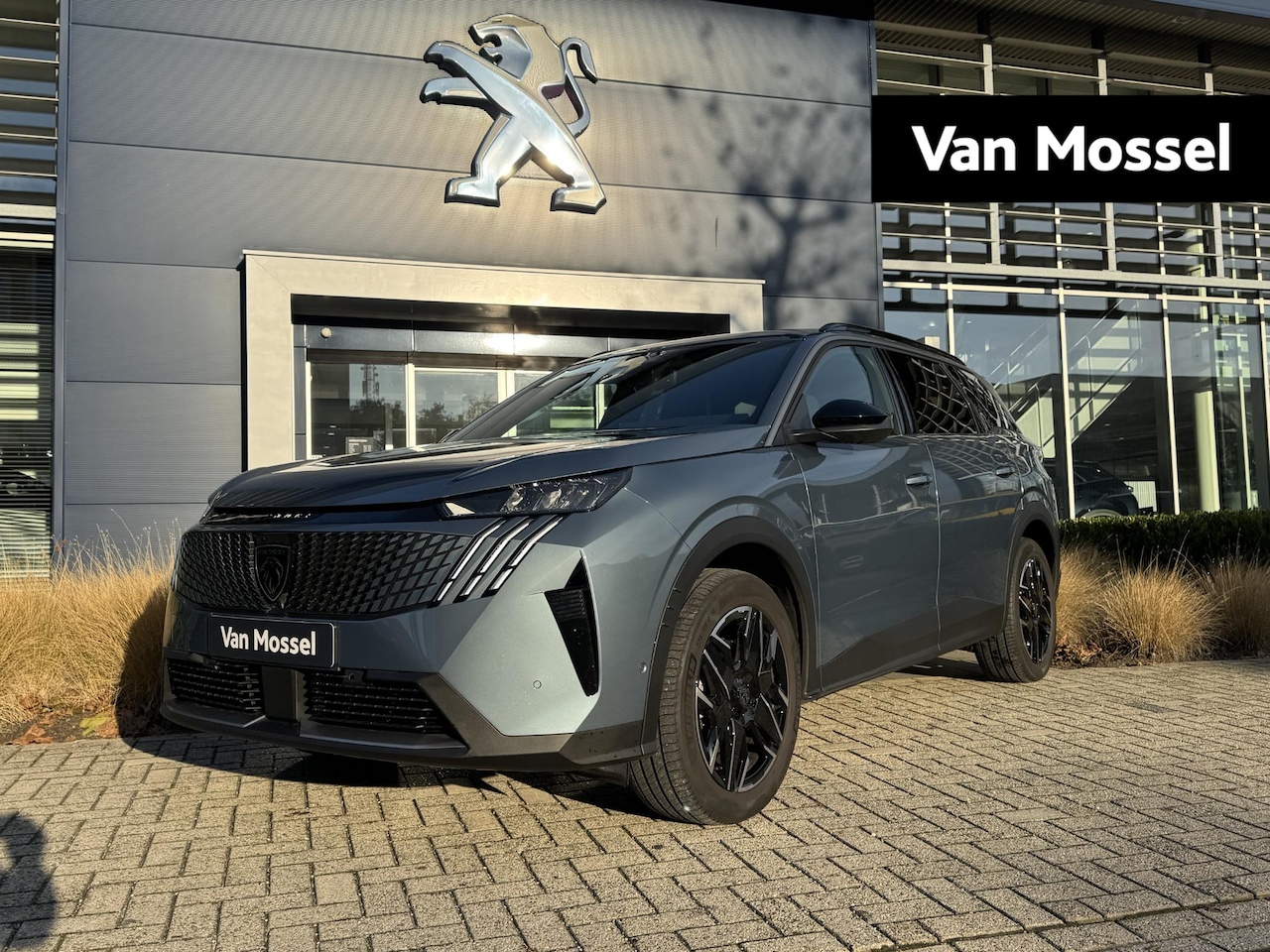 Peugeot 5008 - 1.2 Hybrid 145 Allure 1.2 Hybrid 145 Allure - AutoWereld.nl