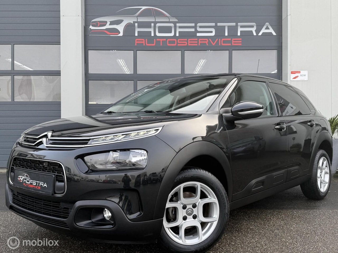 Citroën C4 Cactus - 1.2 PureTech Business Navi Carplay Camera Blackline - AutoWereld.nl