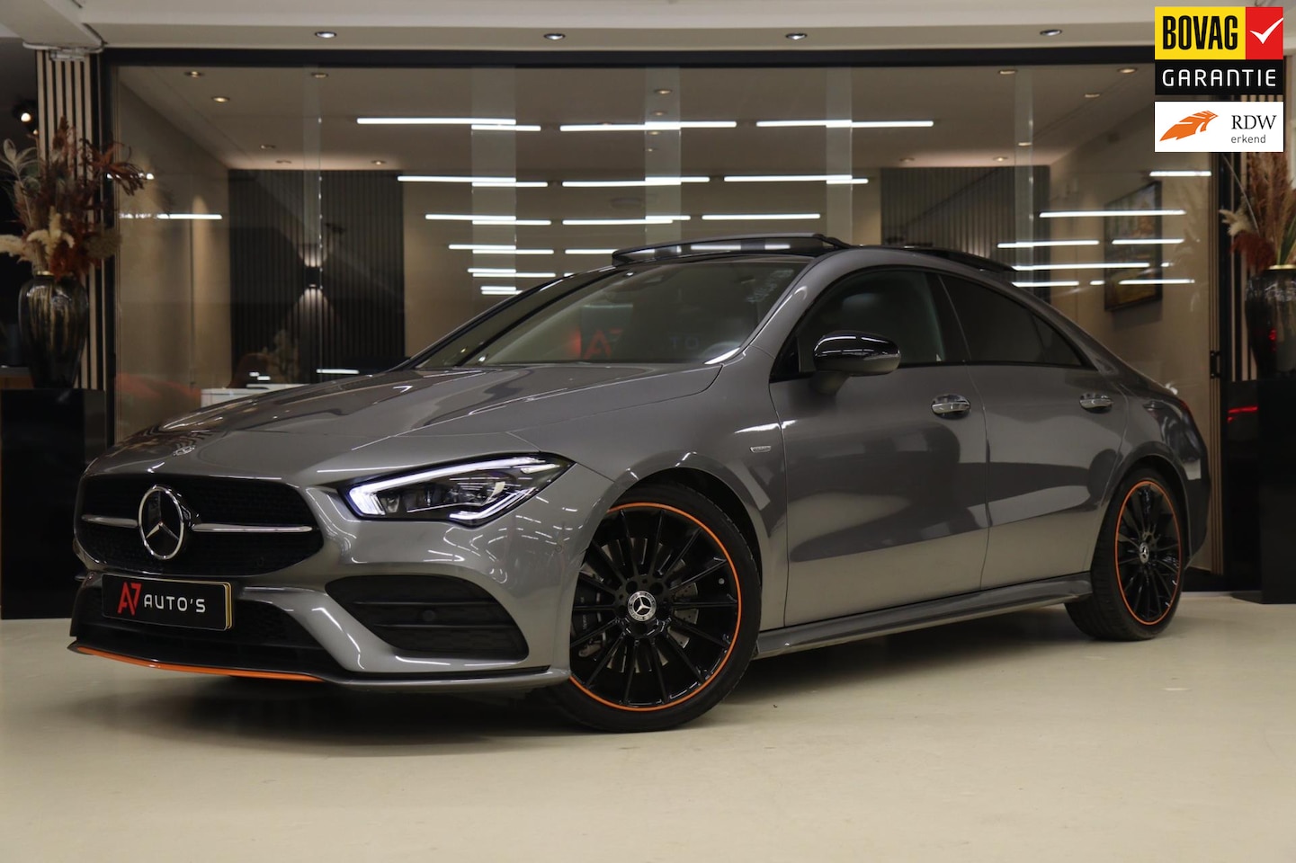 Mercedes-Benz CLA-Klasse - 250 4MATIC Premium Plus ORANGE EDITION/PANO/CARPLAY/MEMORY/VOL - AutoWereld.nl