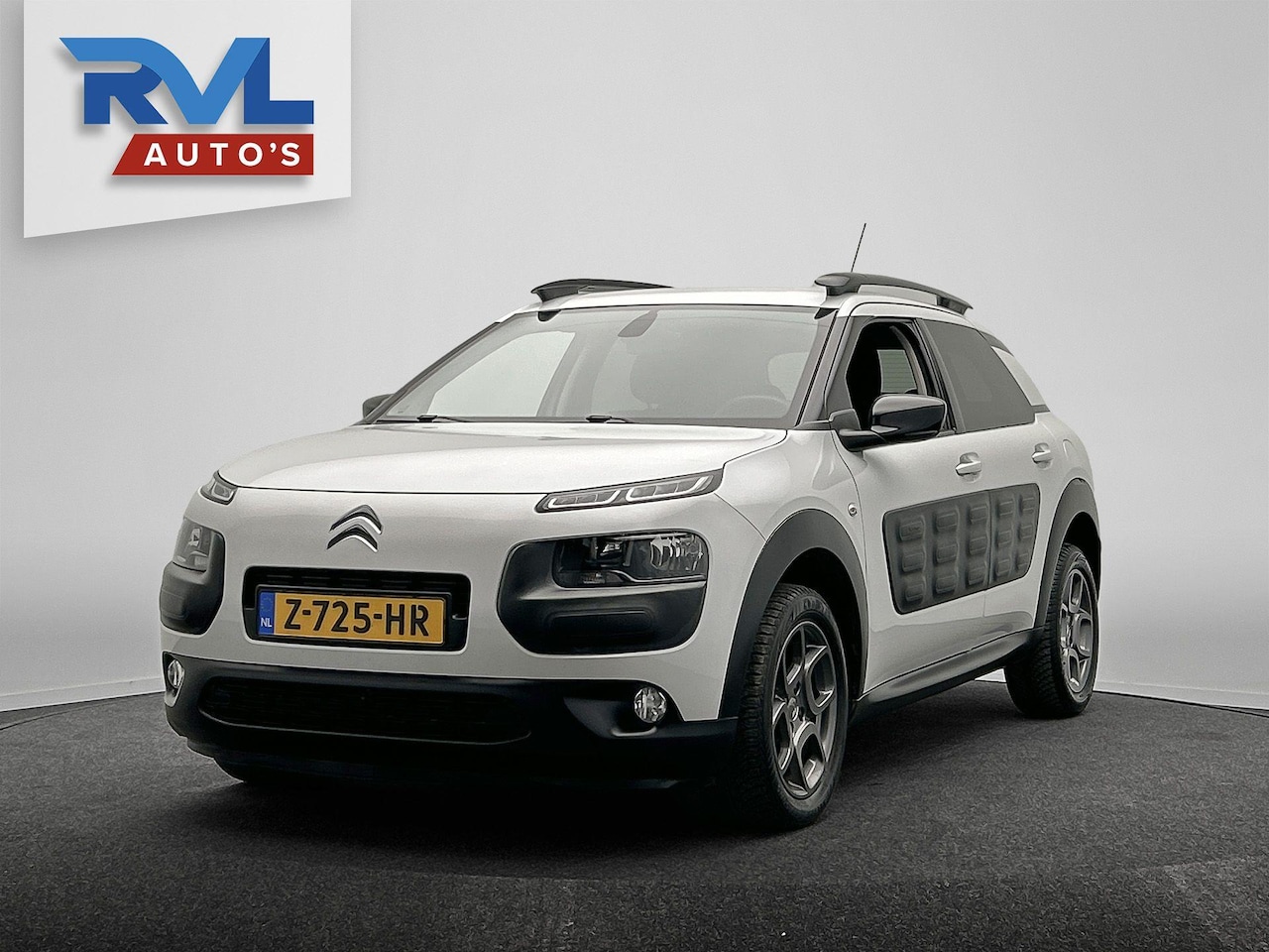 Citroën C4 Cactus - 1.2 PureTech Business Plus Navigatie Camera Climate-control Cruise - AutoWereld.nl