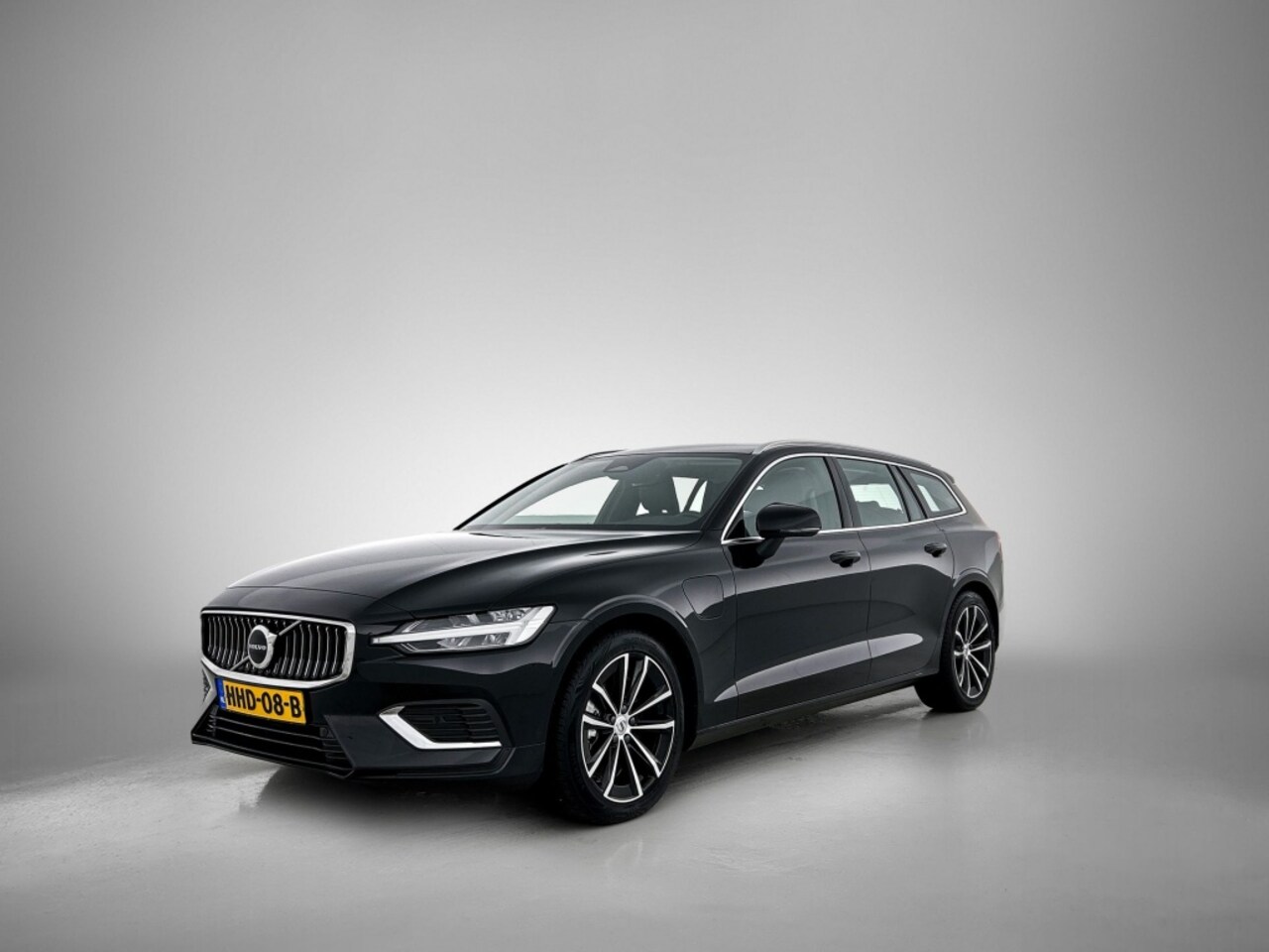 Volvo V60 - 2.0 T6 Bright | Leder | Trekhaak | Climate Pack | Pilot Assist | - AutoWereld.nl