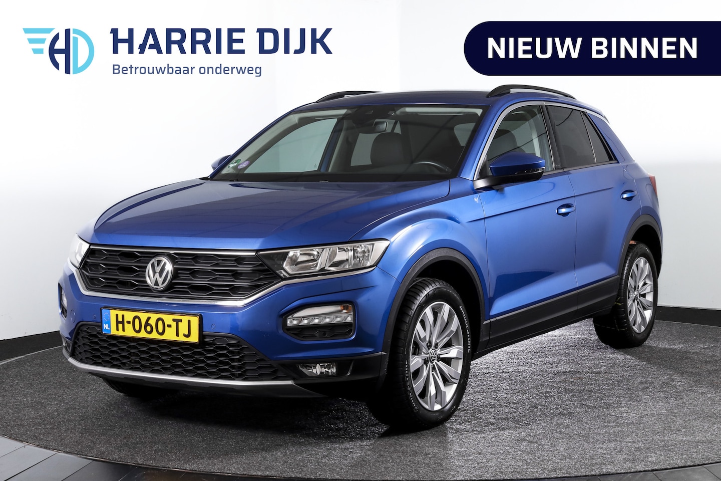 Volkswagen T-Roc - 1.5 TSI 150 PK Style - Automaat | Adapt.Cruise | PDC | NAV+App.Connect | Auto.Airco | LM 1 - AutoWereld.nl