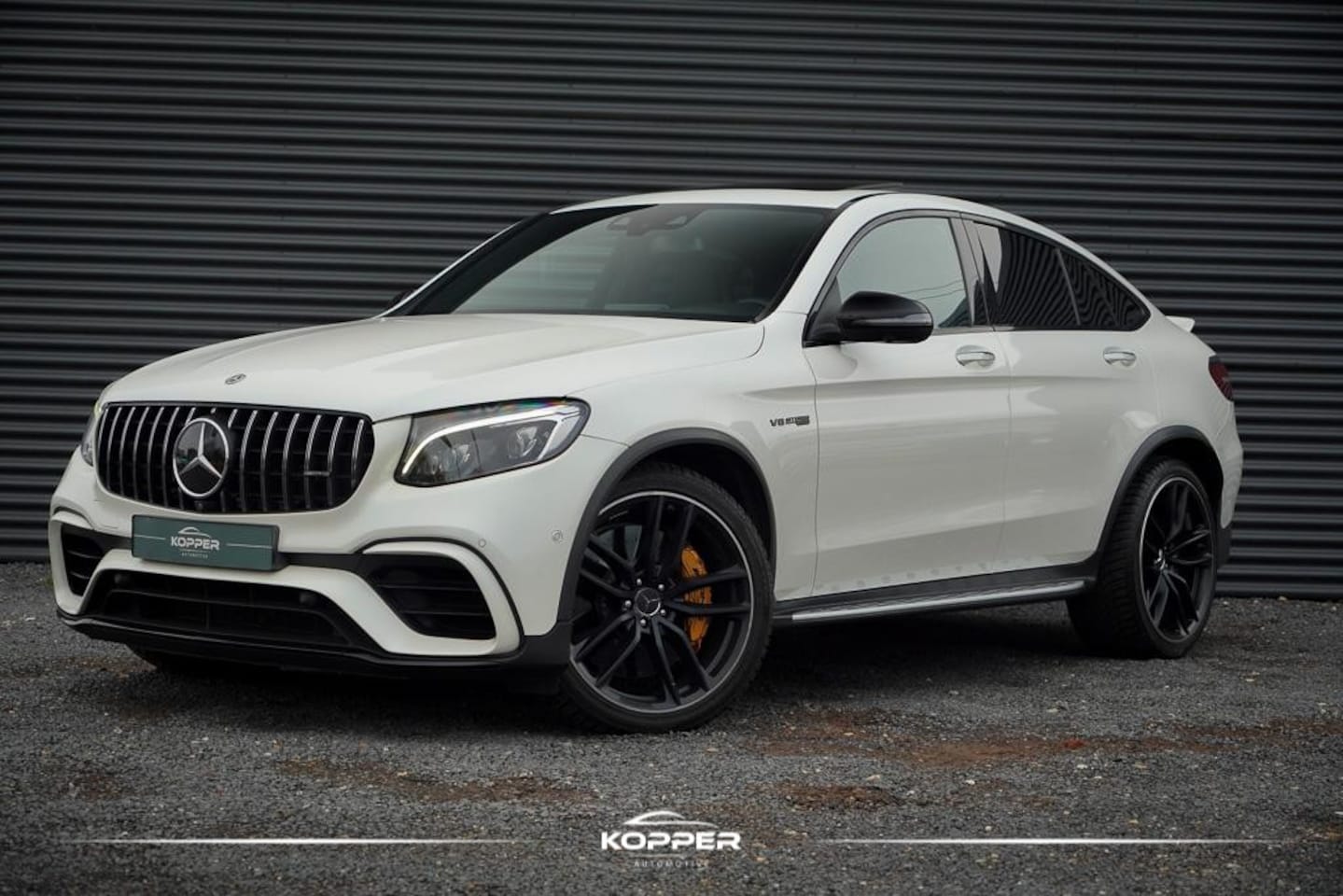 Mercedes-Benz GLC-klasse Coupé - AMG 63 S 4MATIC+ / NL Auto / Keramisch / Performance Stoelen / Schuifdak - AutoWereld.nl