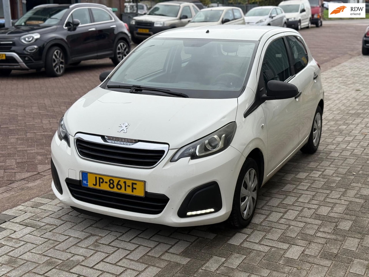 Peugeot 108 - 1.0 e-VTi Active 1.0 e-VTi Active - AutoWereld.nl