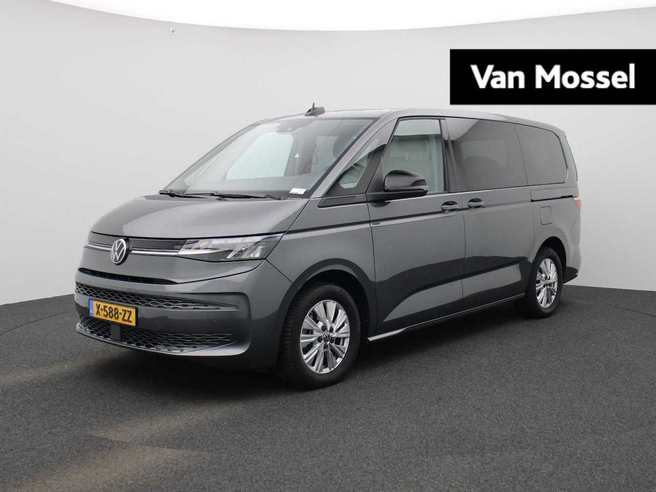 Volkswagen Multivan - 1.4 eHybrid L2 Life Edition 218 PK | Airco | 7 Zits | Camera | Trekhaak | Privacy glas | N - AutoWereld.nl