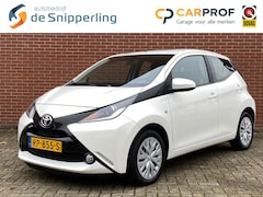 Toyota Aygo - 1.0 VVT-I X-PLAY AUTOMAAT CAMERA AIRCO BLUETOOTH