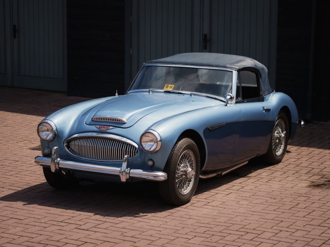 Austin Healey - BJ8 MK3 - AutoWereld.nl