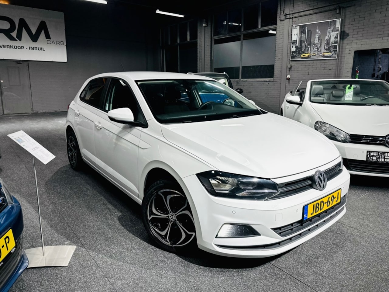 Volkswagen Polo - VOLKSWAGEN POLO - AIRCO - PDC - CARPLAY - APK - AutoWereld.nl