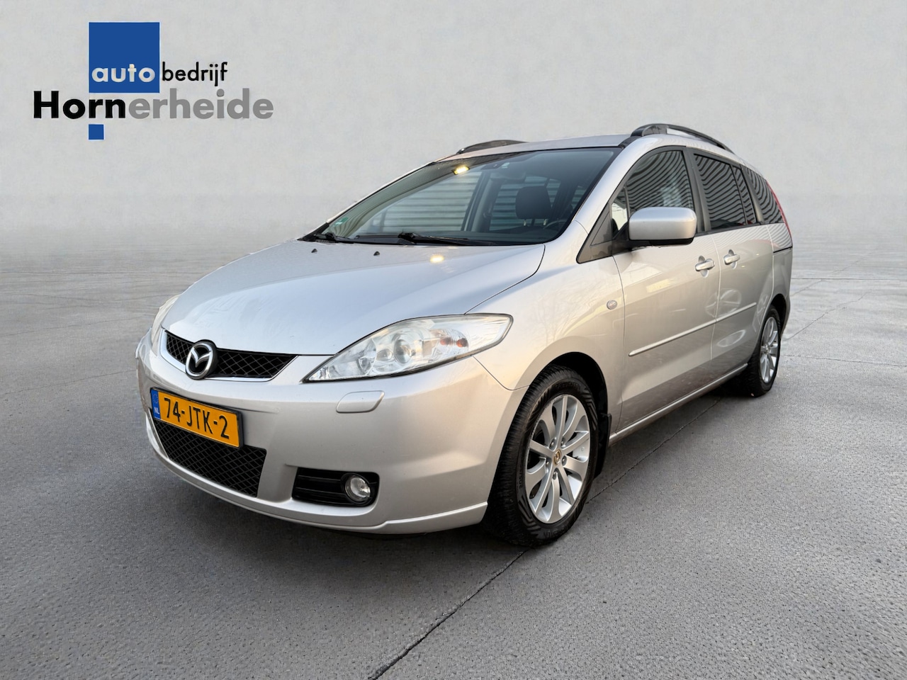Mazda 5 - 2.0 Executive 7 pers [ ecc,audio,camera,lmv,trekhaak ] - AutoWereld.nl