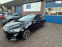 Ford Focus Wagon - 1.0 EcoBoost ST , Titanium X Navi, B&O, Camera, Stuur/stoelverwarm