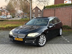 BMW 5-serie Touring - 520i High Executive NAVI PANO TREKHAAK LEER