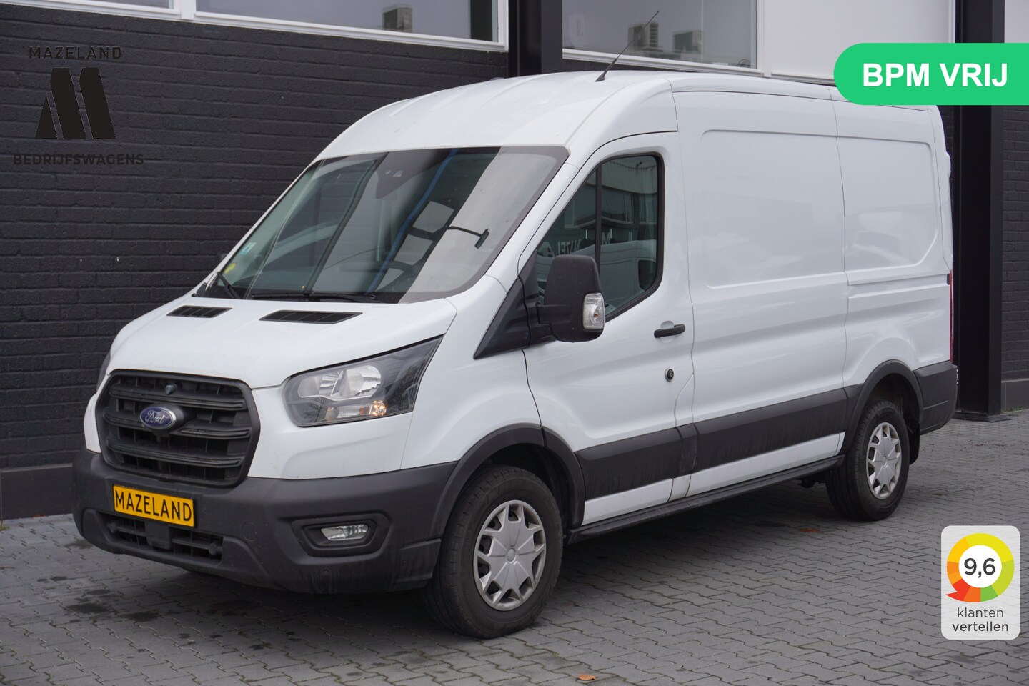 Ford Transit - 2.0 TDCI 130PK L2H2 EURO 6 - A/C climate - Navi - Carplay - €19.950,- Excl. - AutoWereld.nl