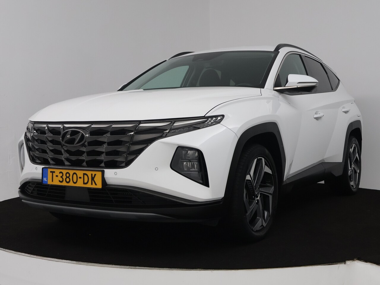 Hyundai Tucson - 1.6 T-GDI PHEV Comfort Smart 4WD 1.6 T-GDI PHEV Comfort Smart 4WD - AutoWereld.nl
