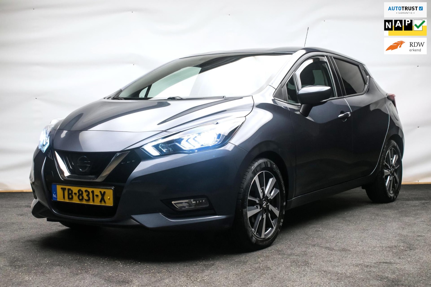 Nissan Micra - 0.9 IG-T N-Connecta Sport [ Stoelverwarming Keyless LED Camera Climate Cruise Control Blue - AutoWereld.nl