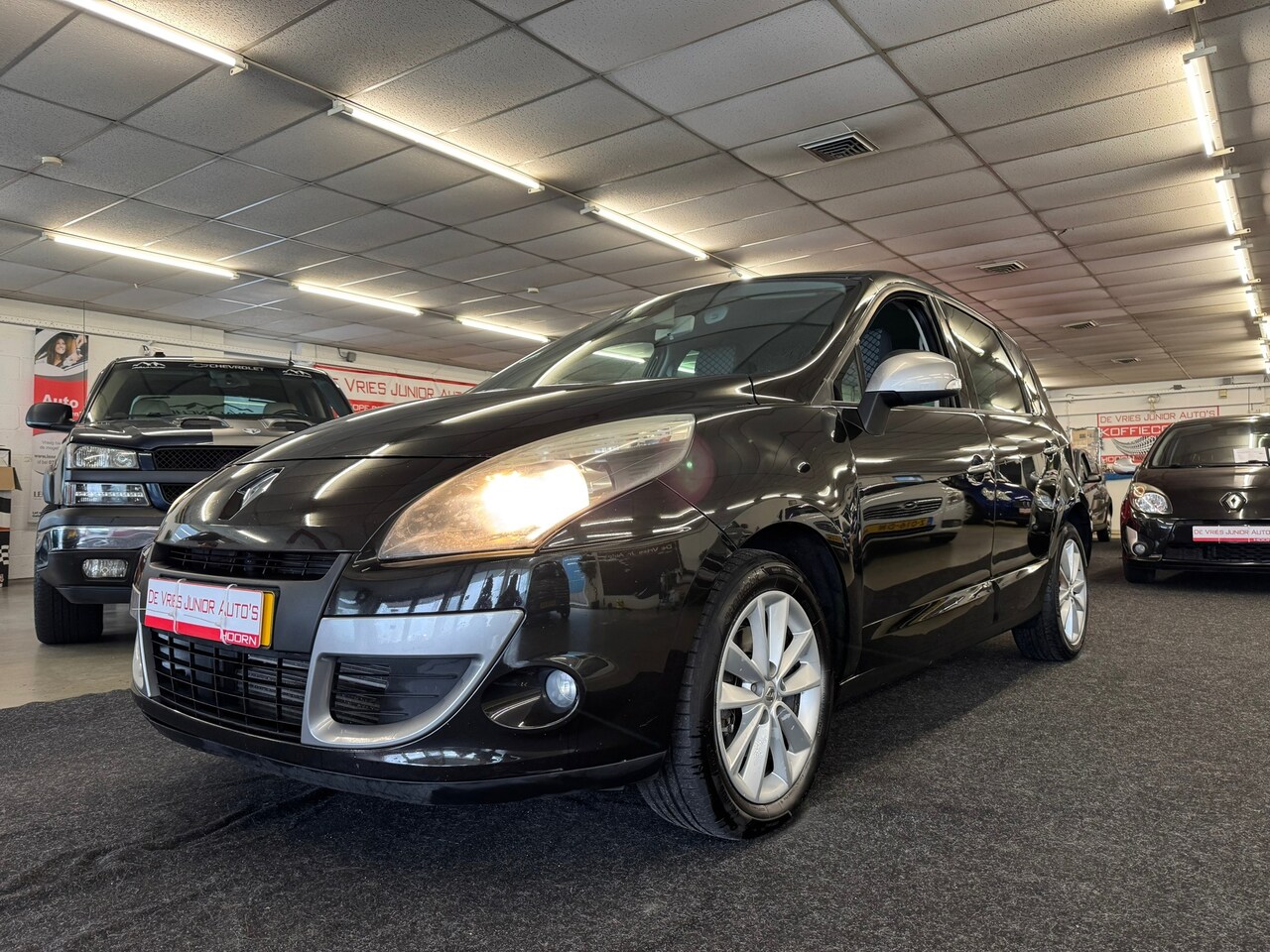 Renault Scénic - 1.4 TCE Celsium. Navi, isofix, climate/cruise, BT en meer! - AutoWereld.nl