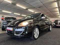 Renault Scénic - 1.4 TCE Celsium. Navi, isofix, climate/cruise, BT en meer