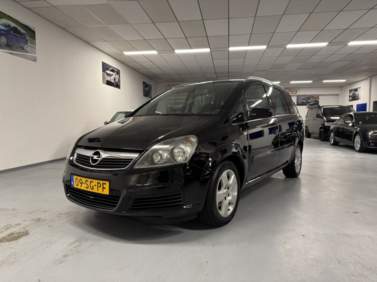 Opel Zafira - 1.8 Executive 7PERS - AutoWereld.nl