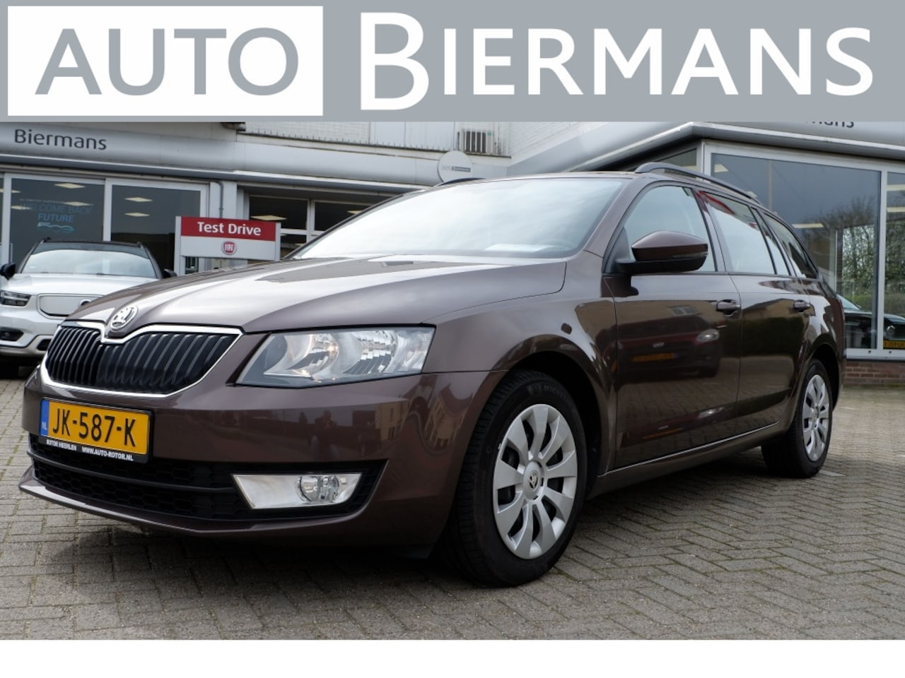 Skoda Octavia Combi - 1.2 TSI Grt Ambition Rijklaarprijs incl. 12mnd garantie - AutoWereld.nl