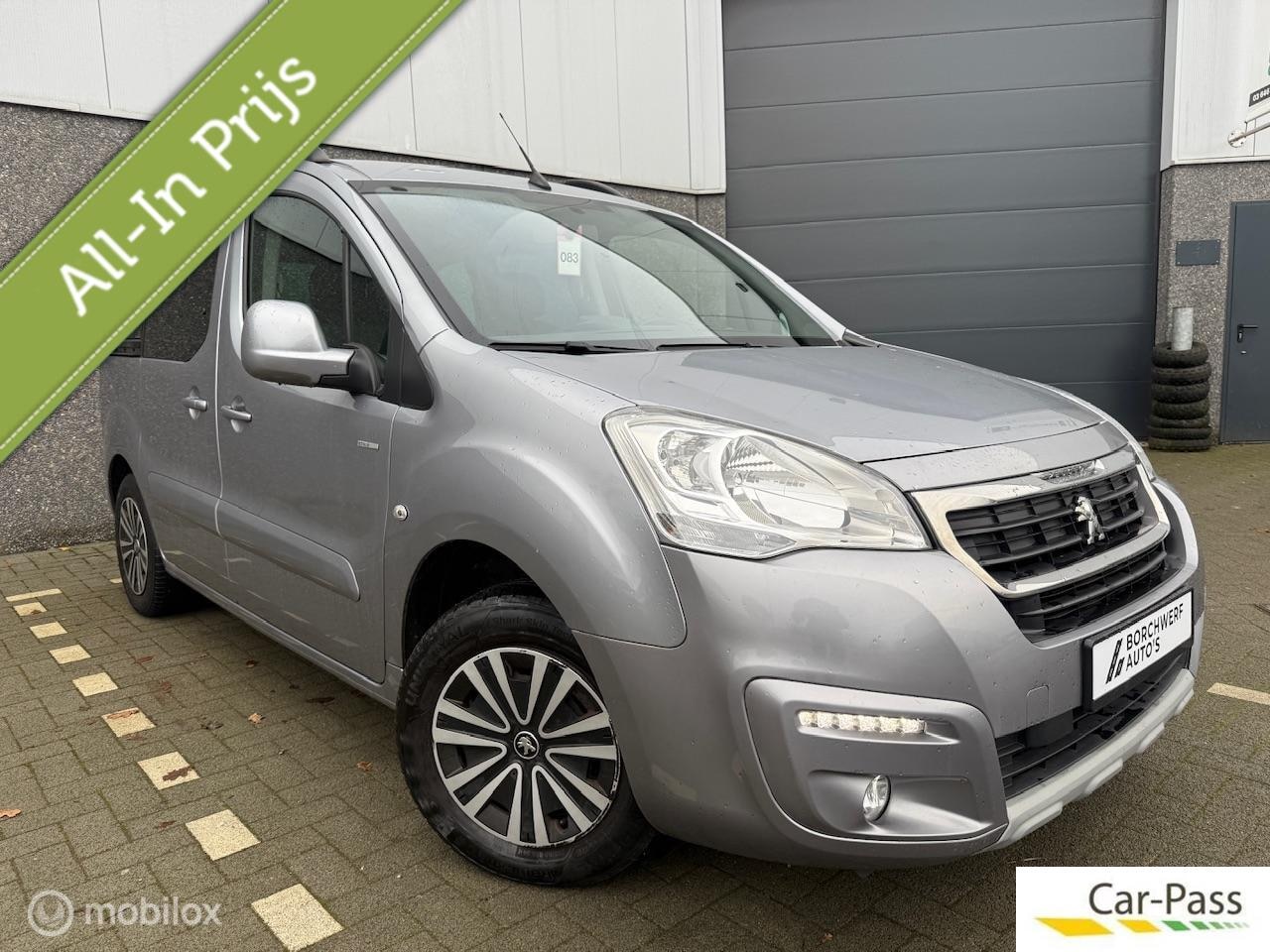 Peugeot Partner Tepee - 1.2 Style model Navigatie Nette staat - AutoWereld.nl