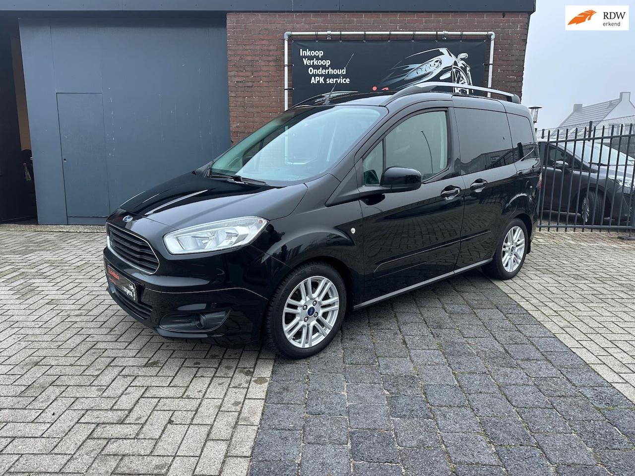 Ford Tourneo Courier - 1.0 Titanium 1.0 Titanium - AutoWereld.nl