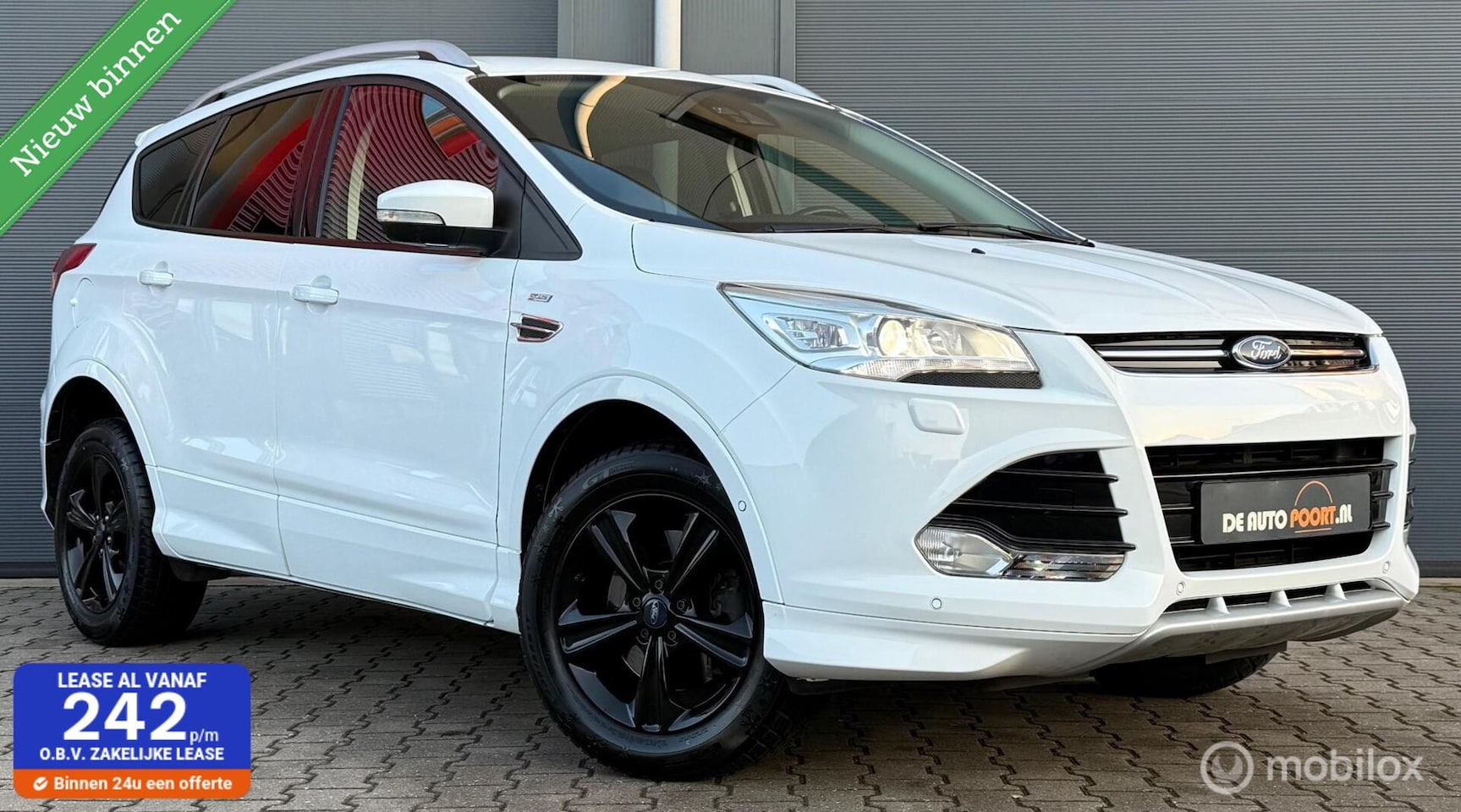 Ford Kuga - 1.5 Titanium 4WD ST-line Bi-xenon/LED/Camera/Leder - AutoWereld.nl