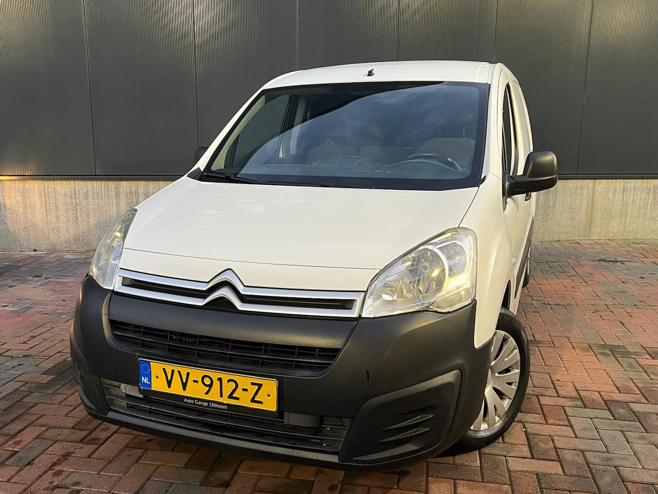 Citroën Berlingo - 1.6 BlueHDI 75 Club * Cruise * Airco * Bluetooth * Goed Onderhouden * - AutoWereld.nl