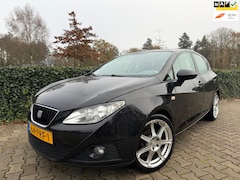 SEAT Ibiza - 1.2 Style 5 Deurs , Airco / Cruise / Isofix / 17" Lm Velgen . Lichte Rijbare Schade
