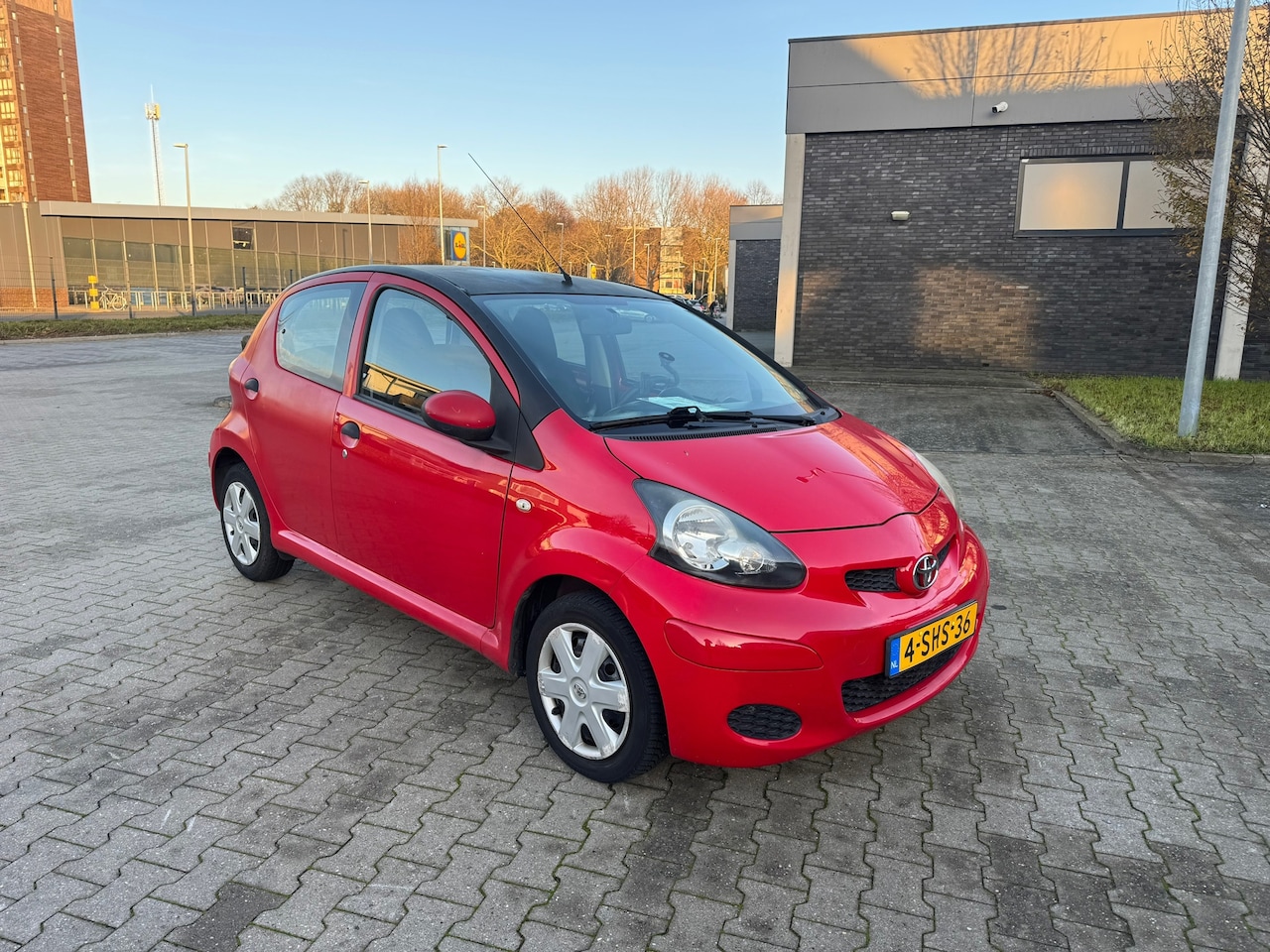 Toyota Aygo - 1.0-12V Access 1.0-12V Access - AutoWereld.nl