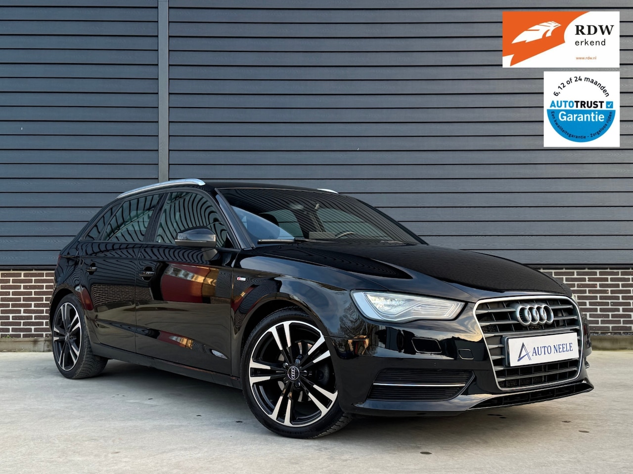 Audi A3 Sportback - 1.6 TDI S Line Leder, 18 inch, Stoelverw. - AutoWereld.nl