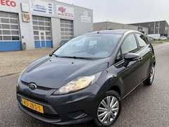 Ford Fiesta - 1.4 5-deurs Airco Elekpakket Zeer nette auto