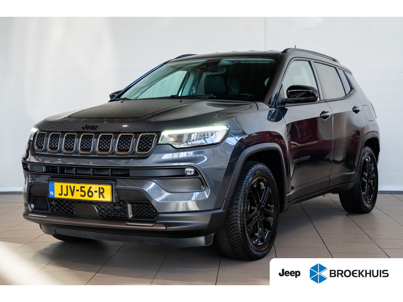 Jeep Compass - 4xe 240 Plug-in Hybrid Electric Limited | Navigatie | Camera | Stoel & Stuurverwarming | P - AutoWereld.nl