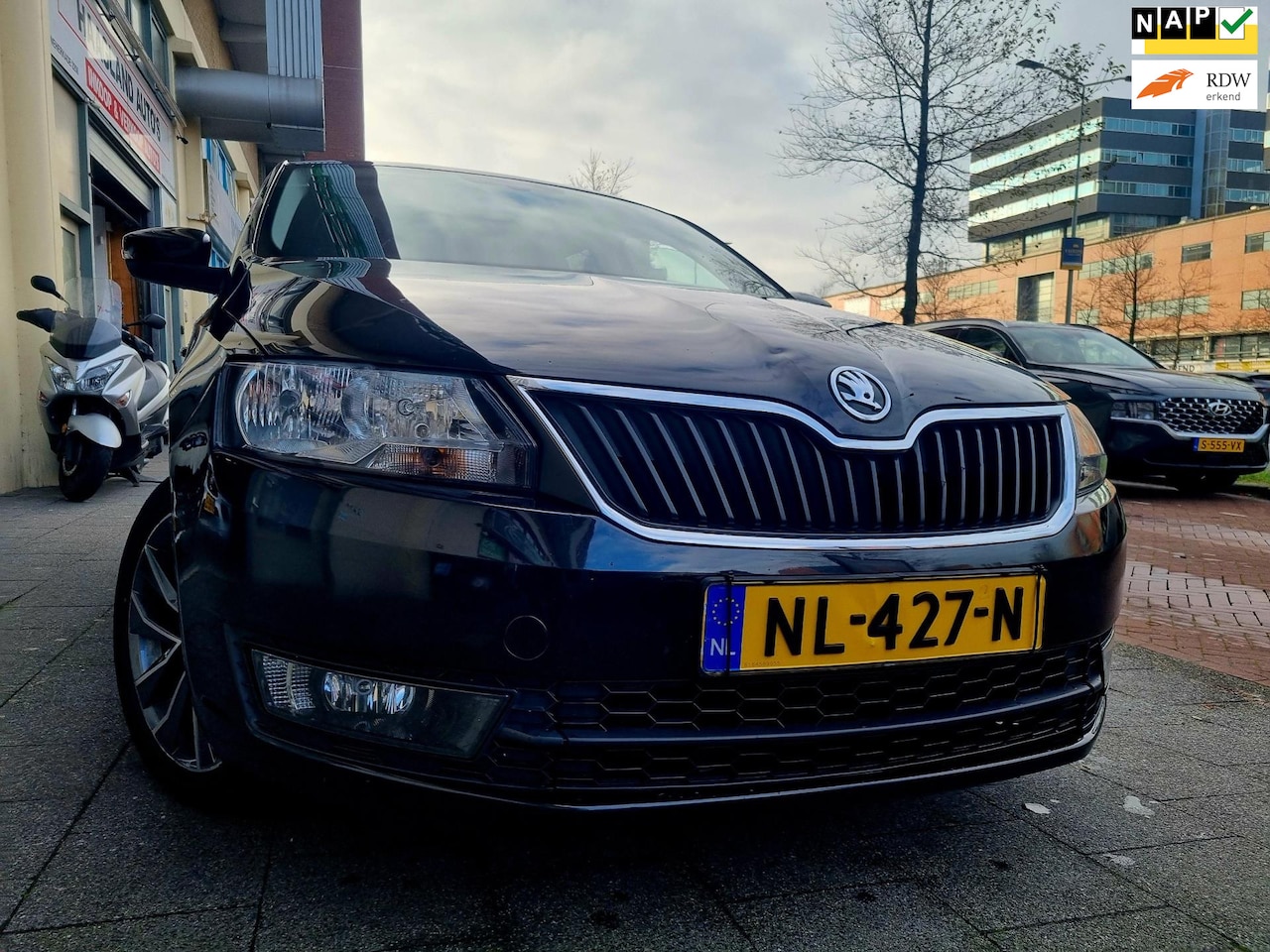 Skoda Rapid Spaceback - 1.2 TSI Greentech Drive Automaat Navi - AutoWereld.nl