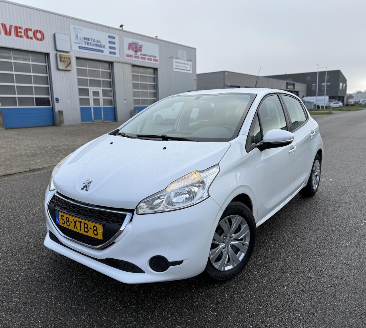 Peugeot 208 - 1.2 Vti Access 1.2 VTi Access - AutoWereld.nl